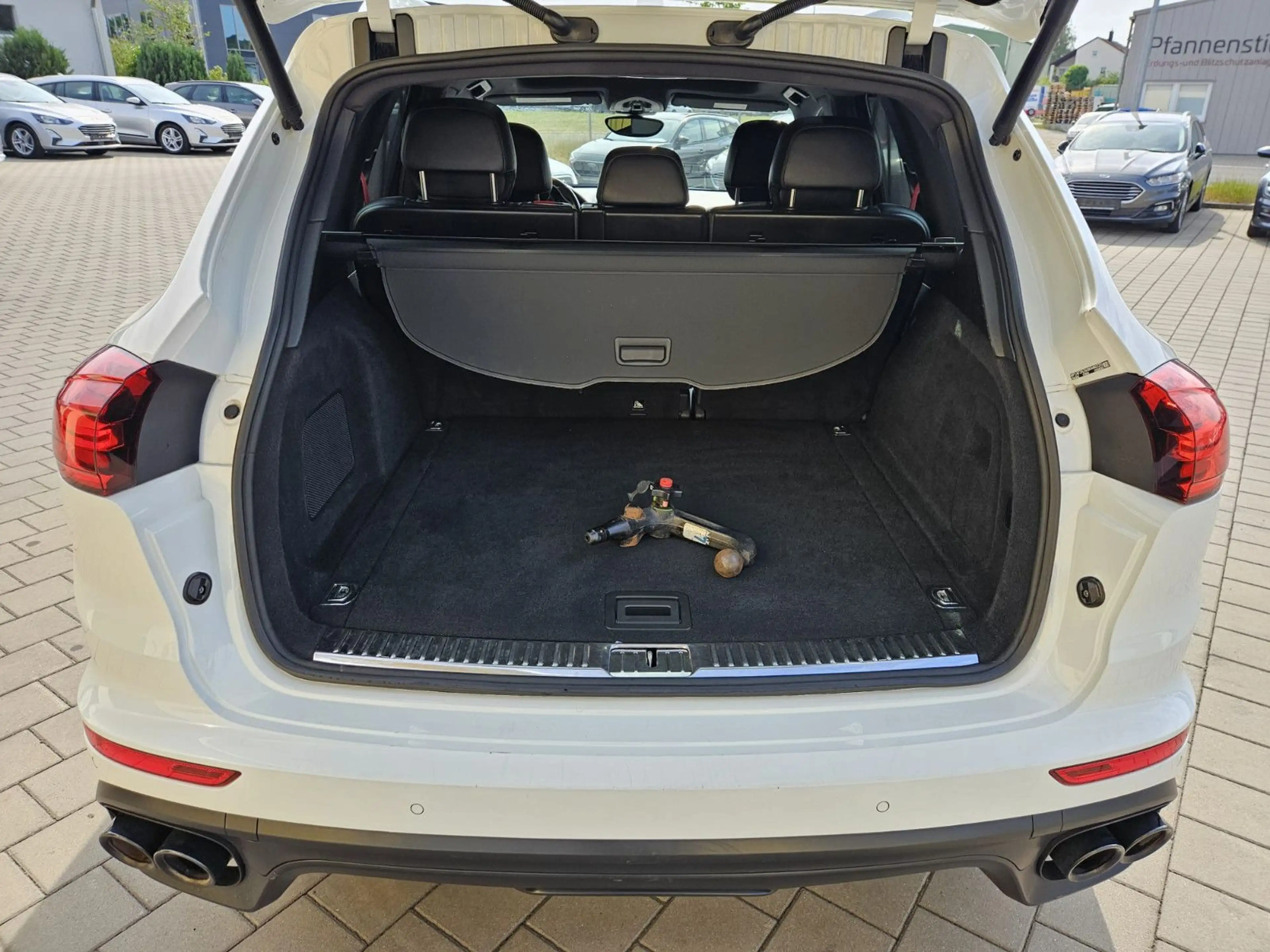 Porsche Cayenne Diesel*Matrix*Panoramadach*GTS* — photo 26