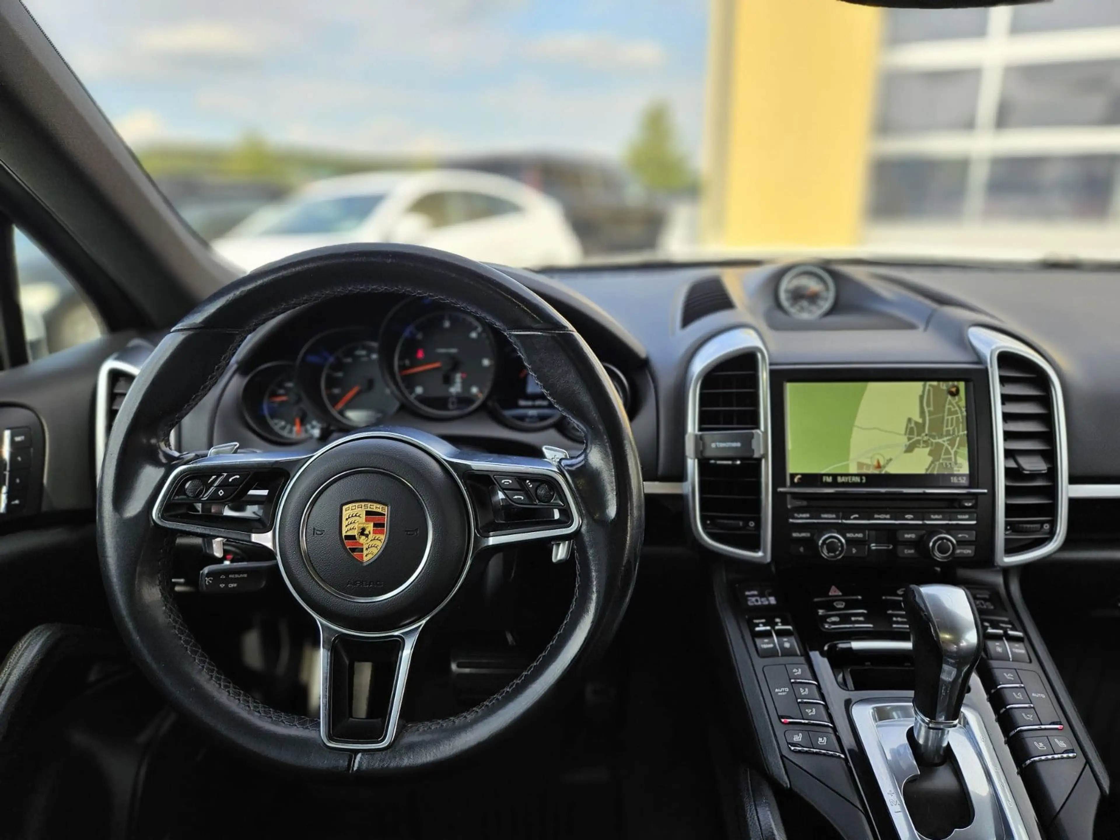 Porsche Cayenne Diesel*Matrix*Panoramadach*GTS* — photo 14