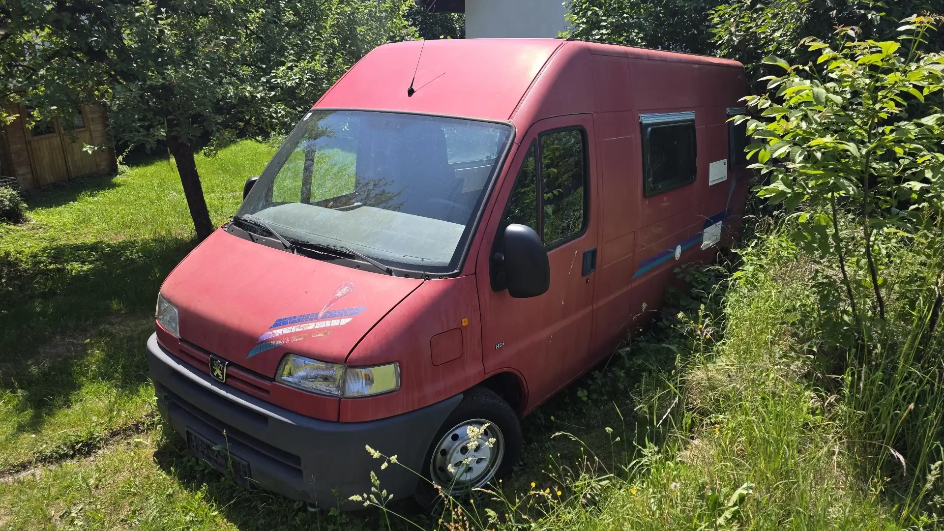 Peugeot Boxer Pössl DUO 2000 2,8 HDI Campingbus/Wohnwagen Rot - 2