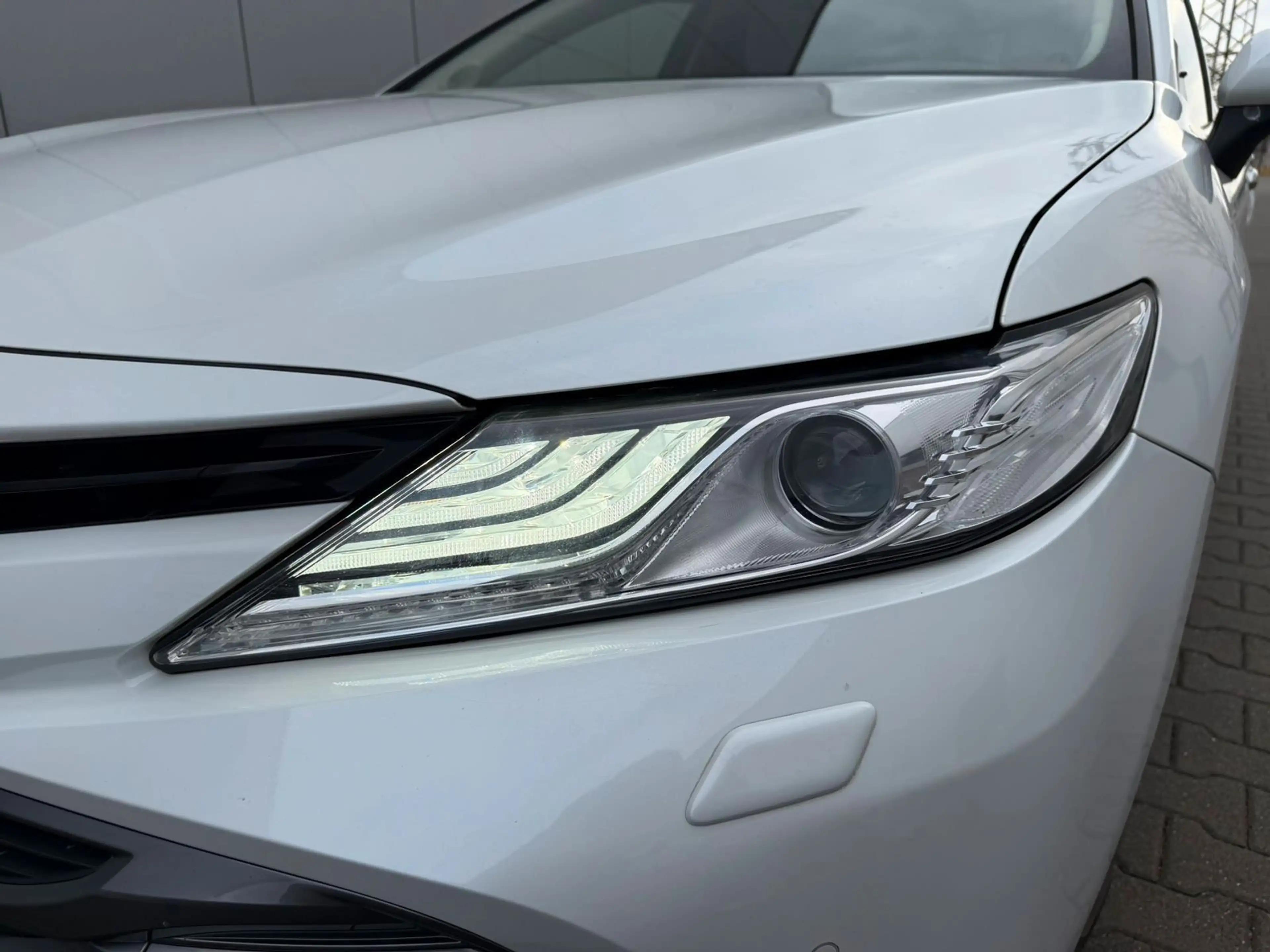 Toyota Camry Executive — photo 6