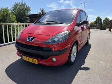 1.6-16V Sporty