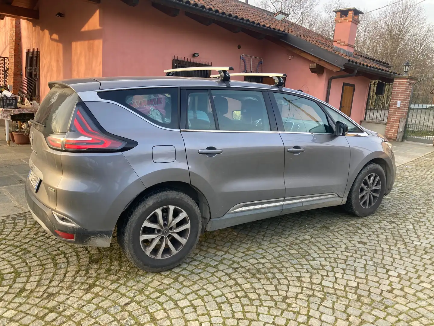 Renault Espace Espace V  1.6 dci energy Zen 130cv Grigio - 2