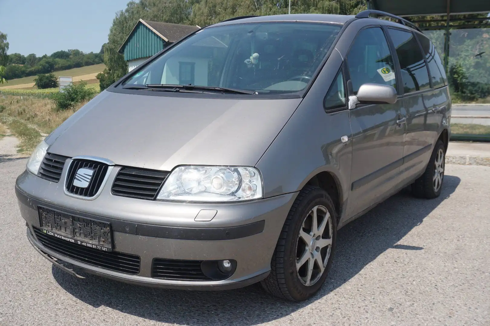 SEAT Alhambra 2.0 TDI DPF Stylance Grau - 2