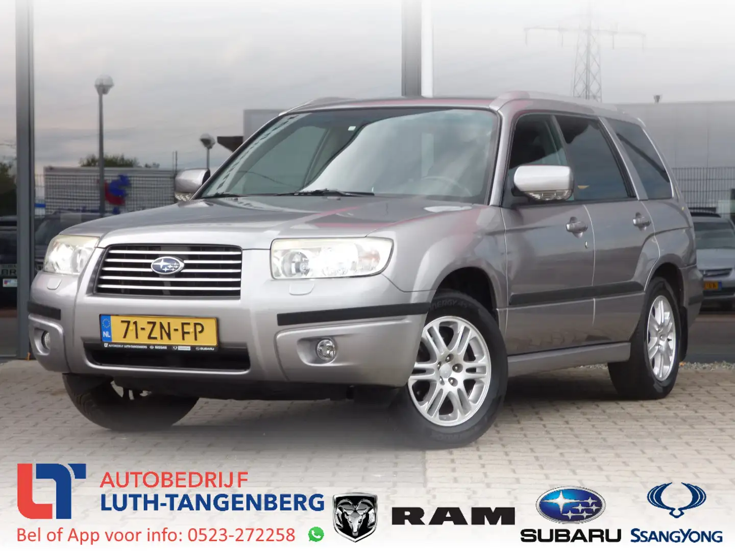 Subaru Forester 2.0 X AWD Comfort-Pack | AC | Cruise | Xenon |Trek Grijs - 1