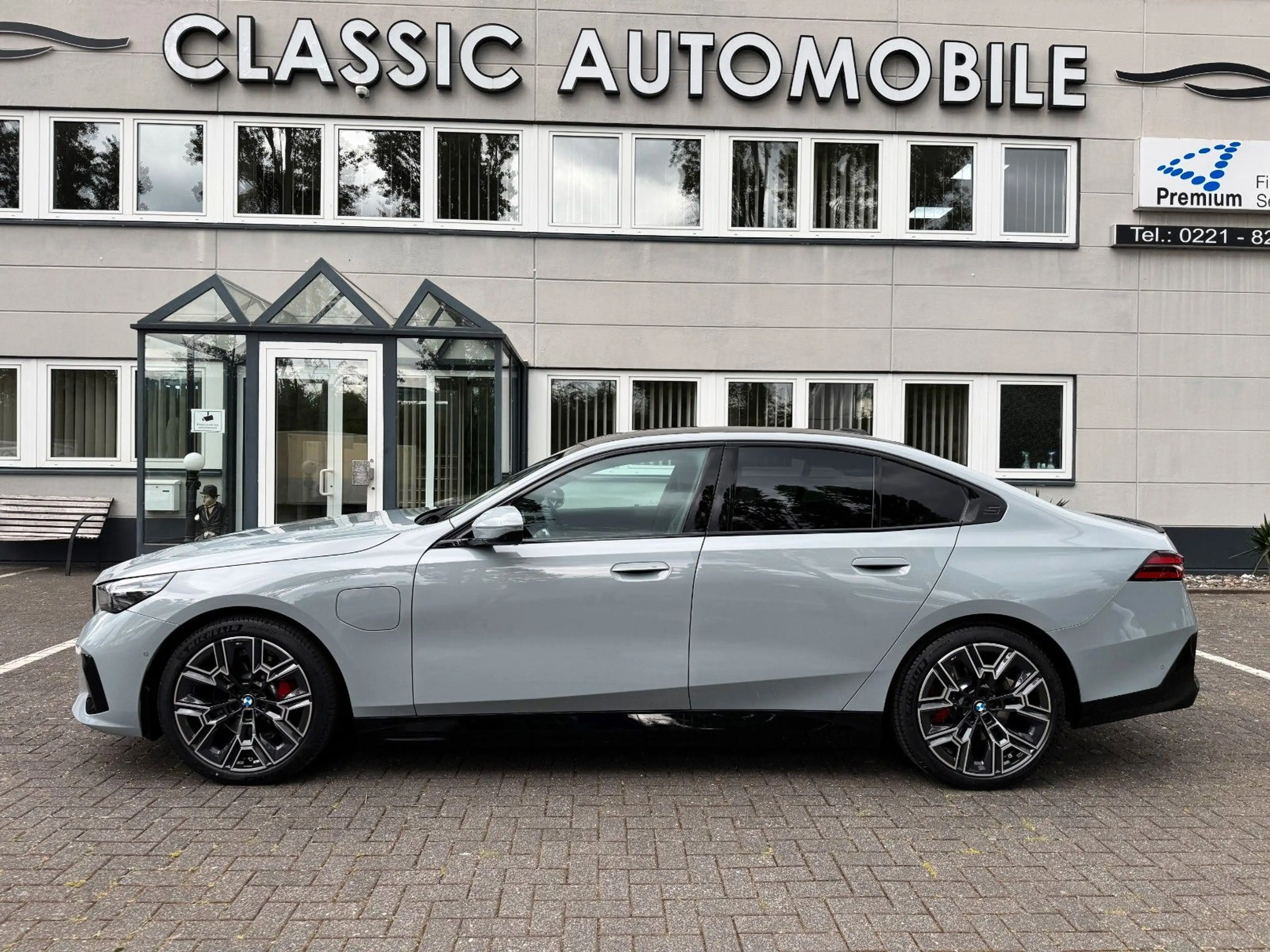 BMW 530 e M Sportpaket/Panorama/21 Zoll/360°Kamera — photo 4
