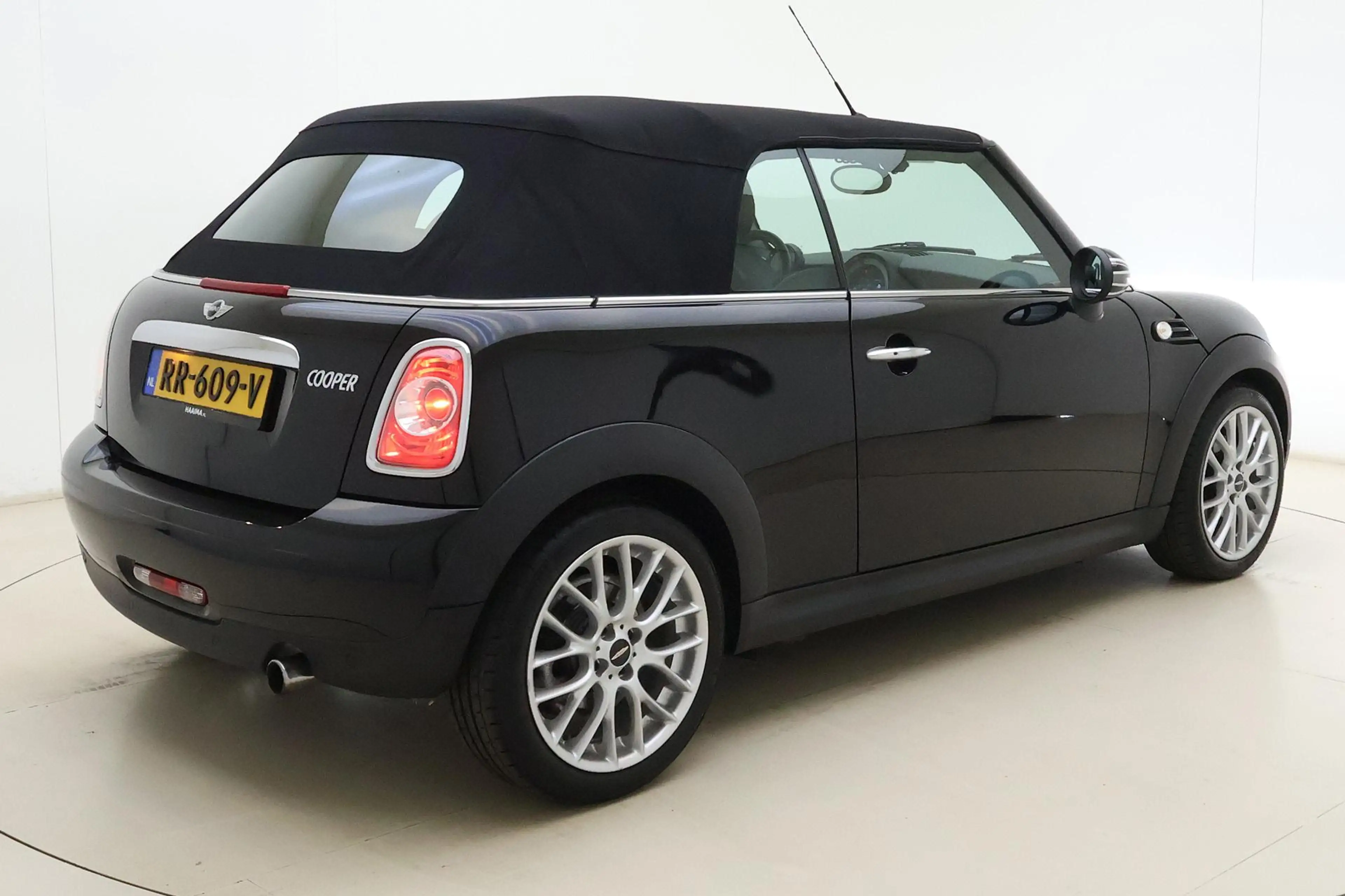 MINI Cooper Cabrio 1.6 125pk Chili | Navigatie | Elektrische kap | Le — photo 2