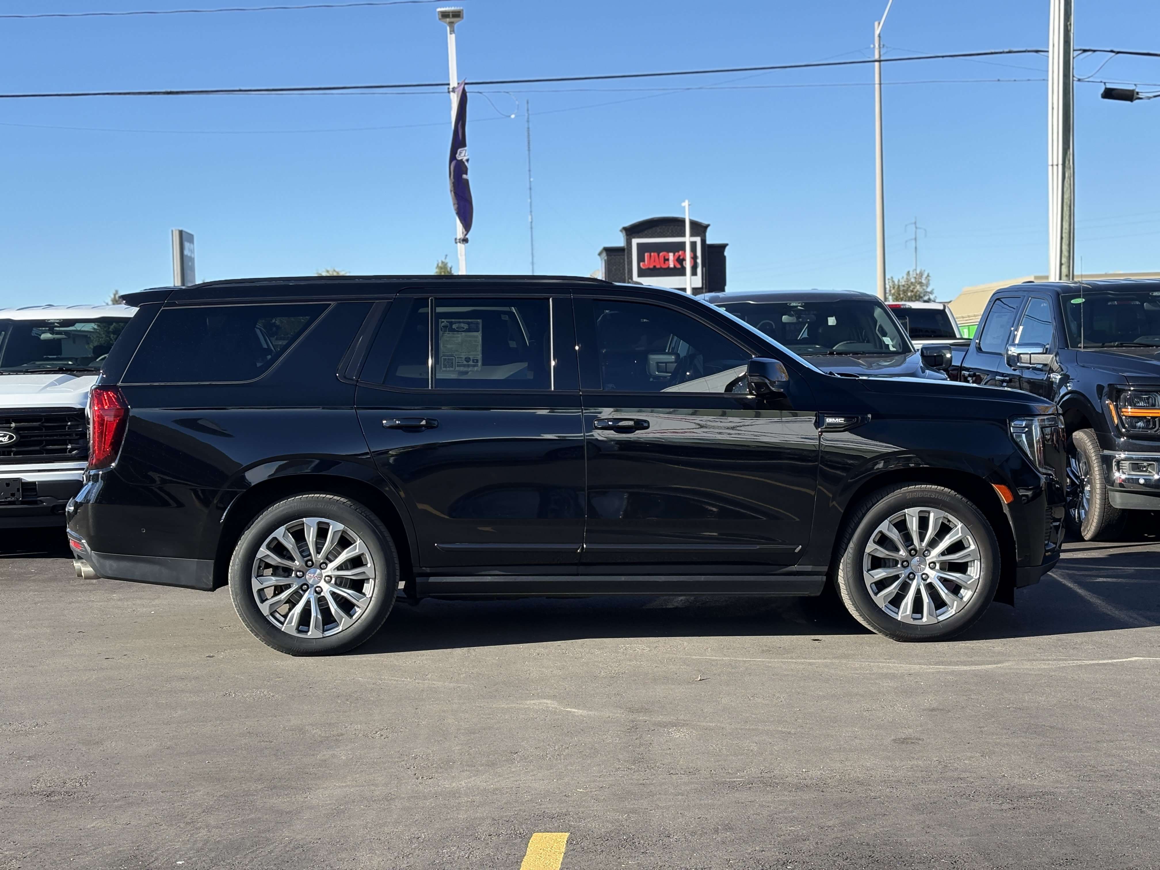 2024 GMC Yukon