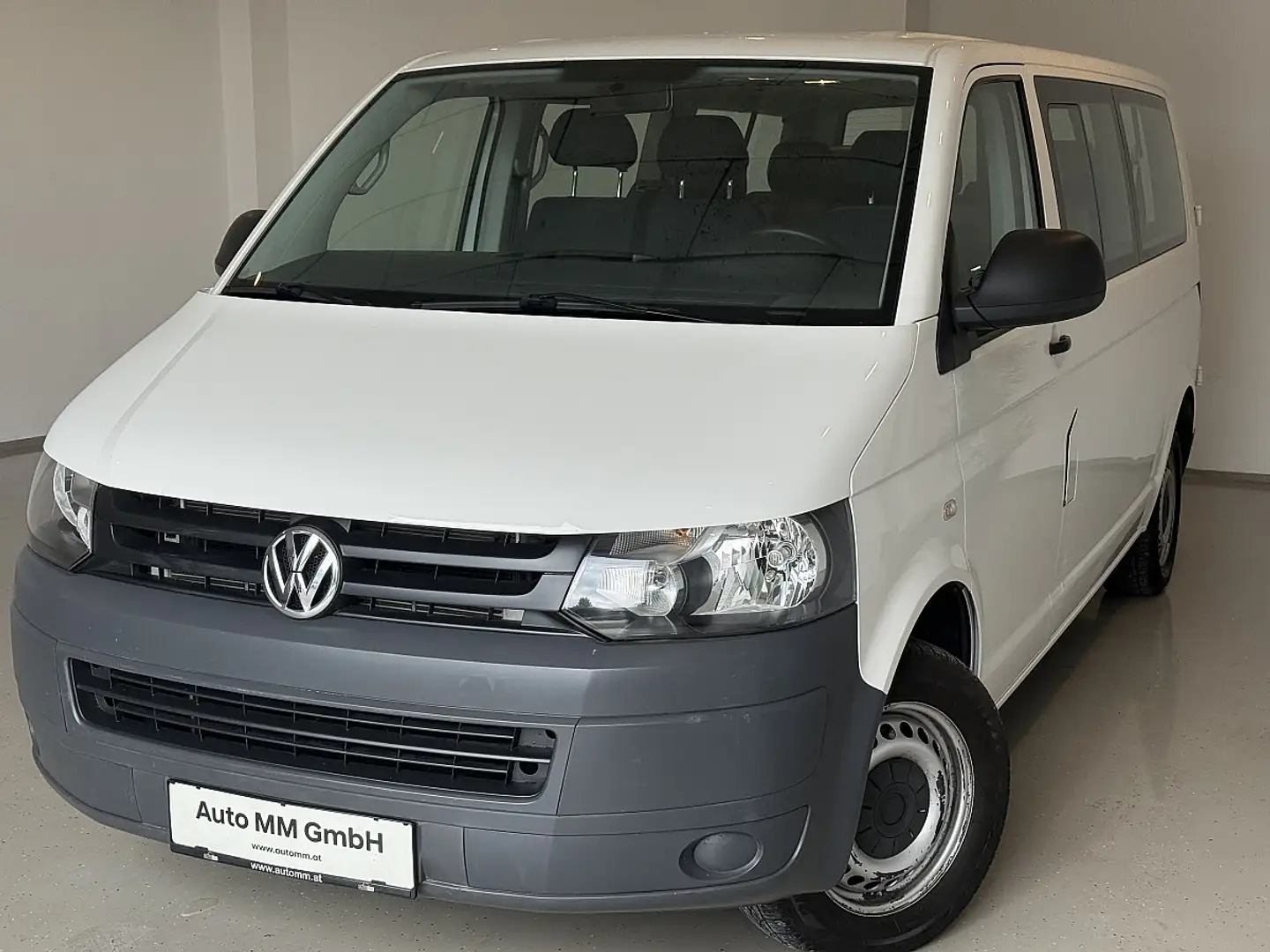 Volkswagen T5 Caravelle Caravelle T5 LR Trendline 2,0 TDI 4motion D-PF Blanc - 1
