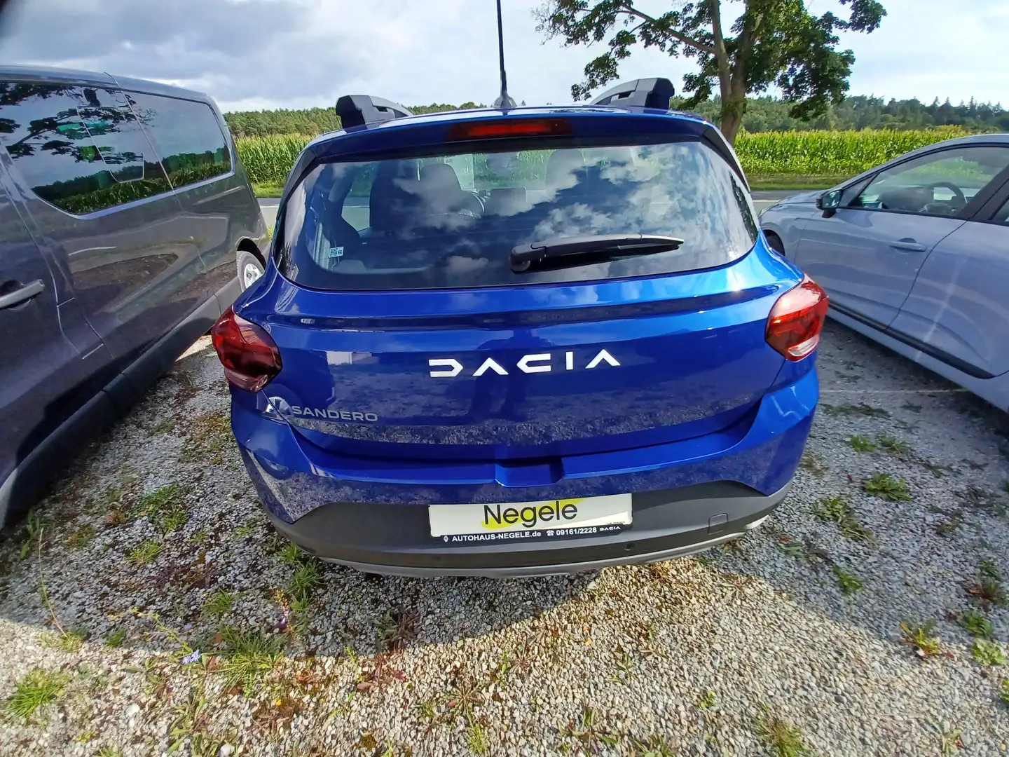 Dacia Sandero Stepway Expression Automatik CVT Blau - 2