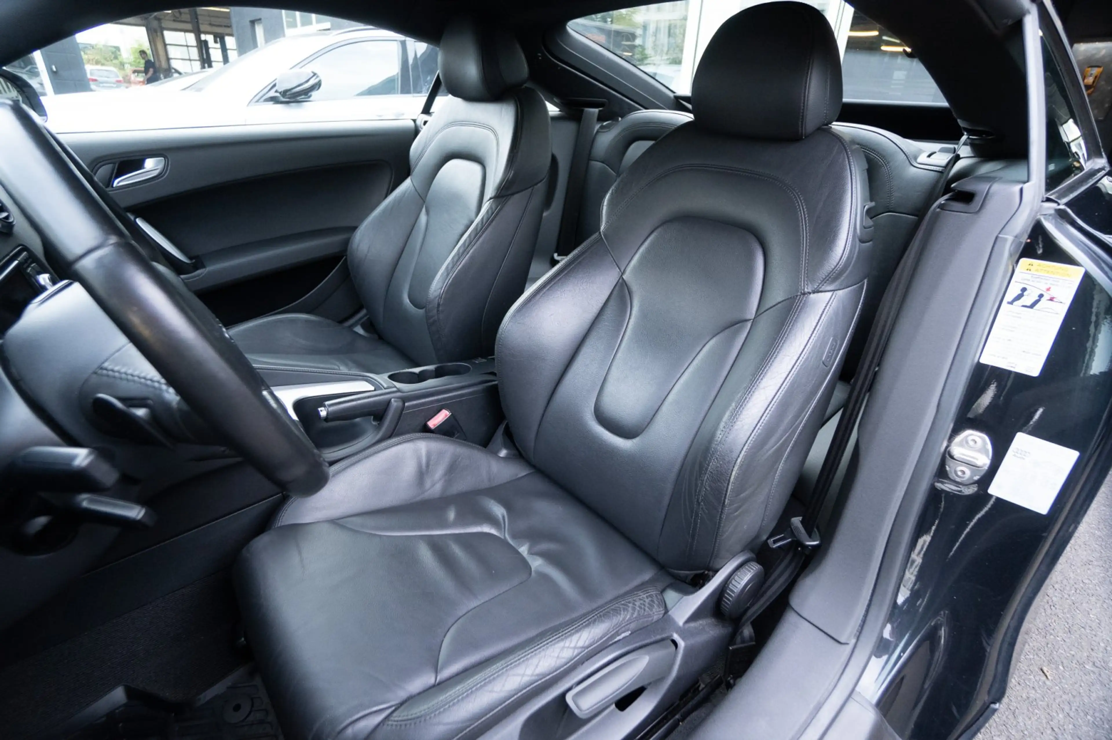 Audi TT 2.0 TFSI Coupe MMI Navi Leder EXPORT/GEWERBE — photo 13
