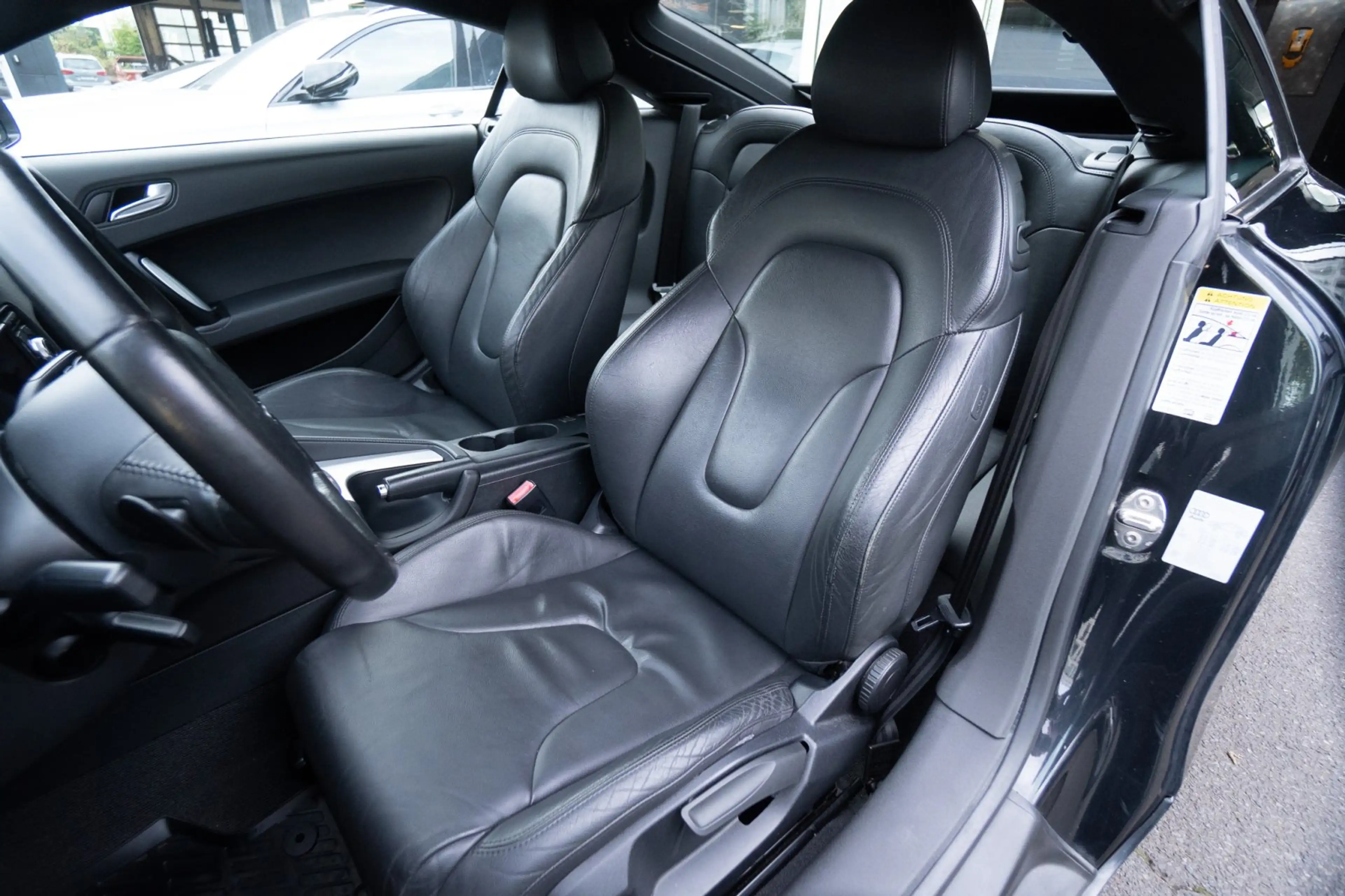 Audi TT 2.0 TFSI Coupe MMI Navi Leder EXPORT/GEWERBE — photo 12