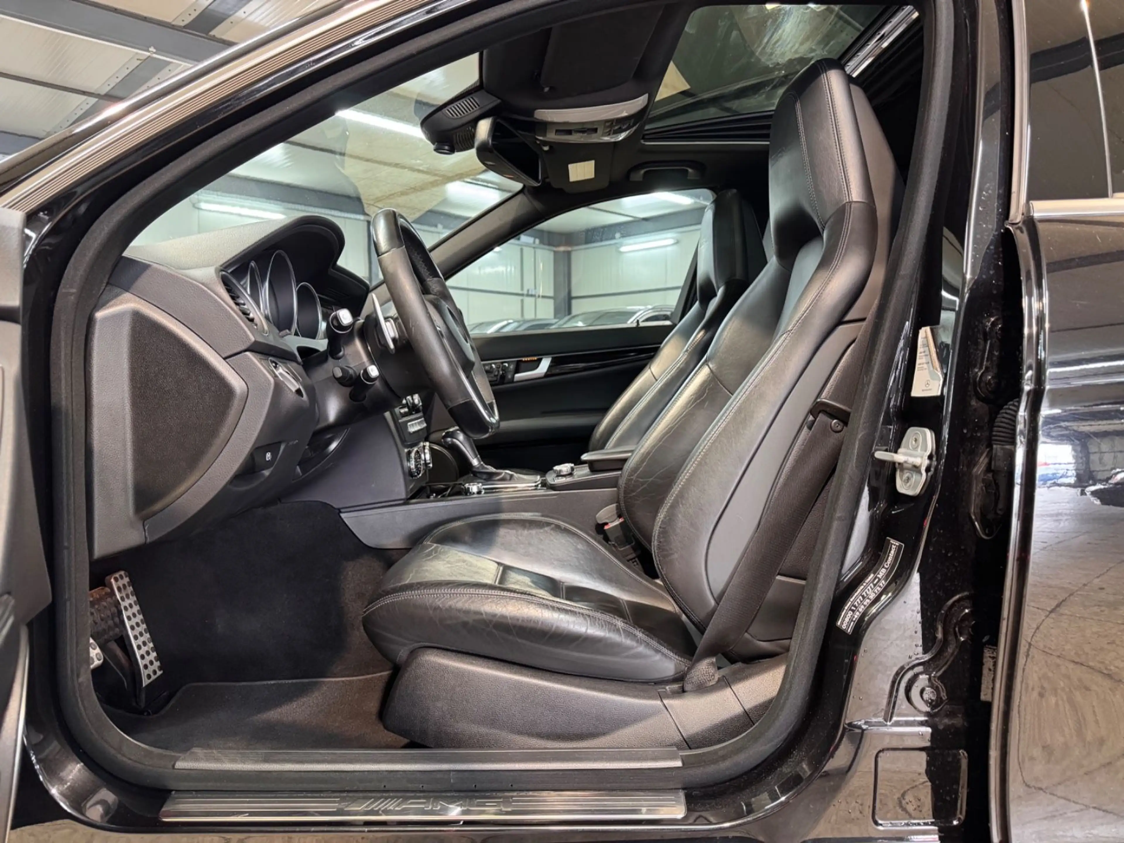 Mercedes-Benz C 63 AMG Lim. PERF.PACK*MEMO*SGLD*BIXEN*H&K*KAME — photo 8