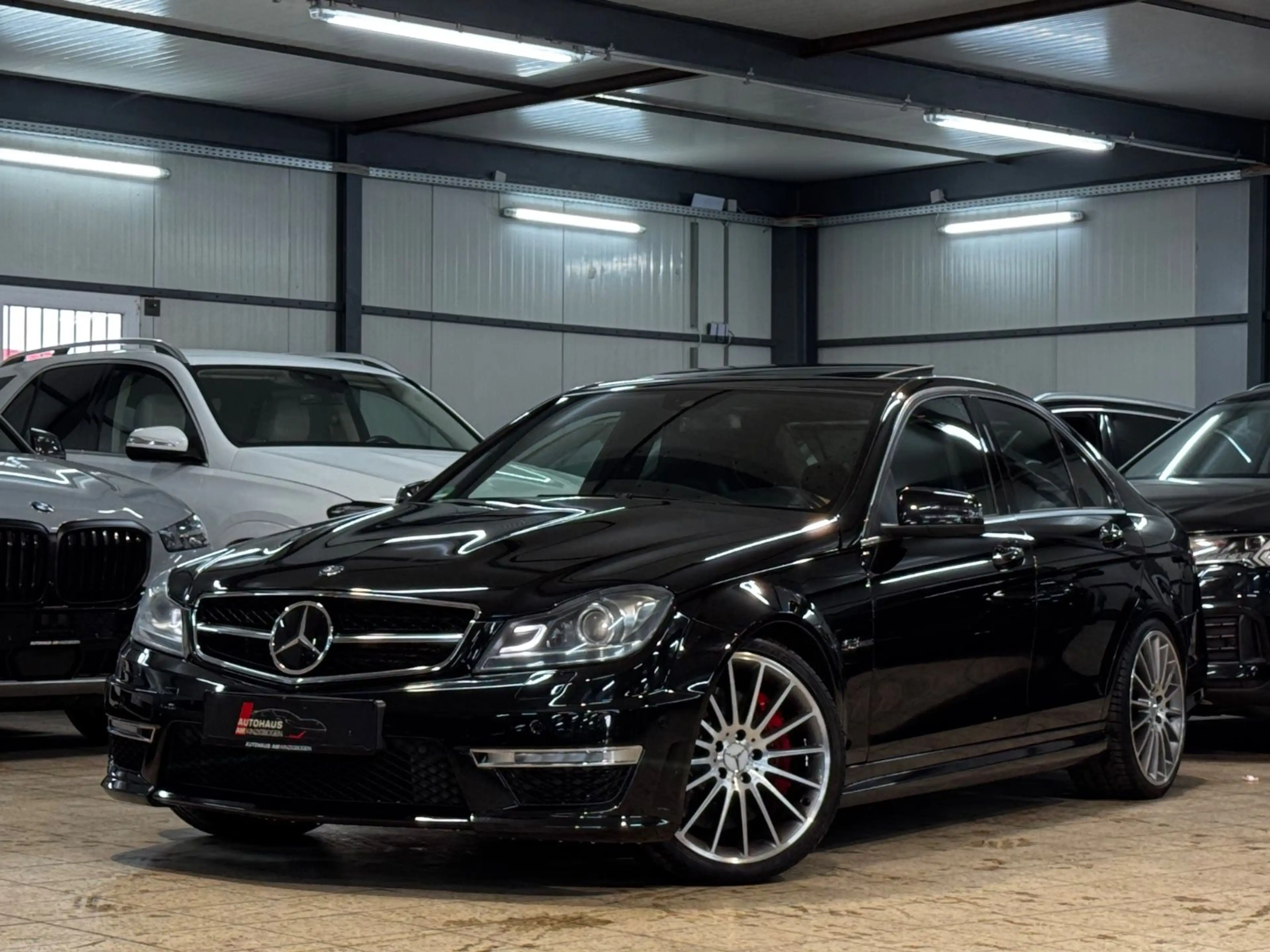Mercedes-Benz C 63 AMG Lim. PERF.PACK*MEMO*SGLD*BIXEN*H&K*KAME — photo 3