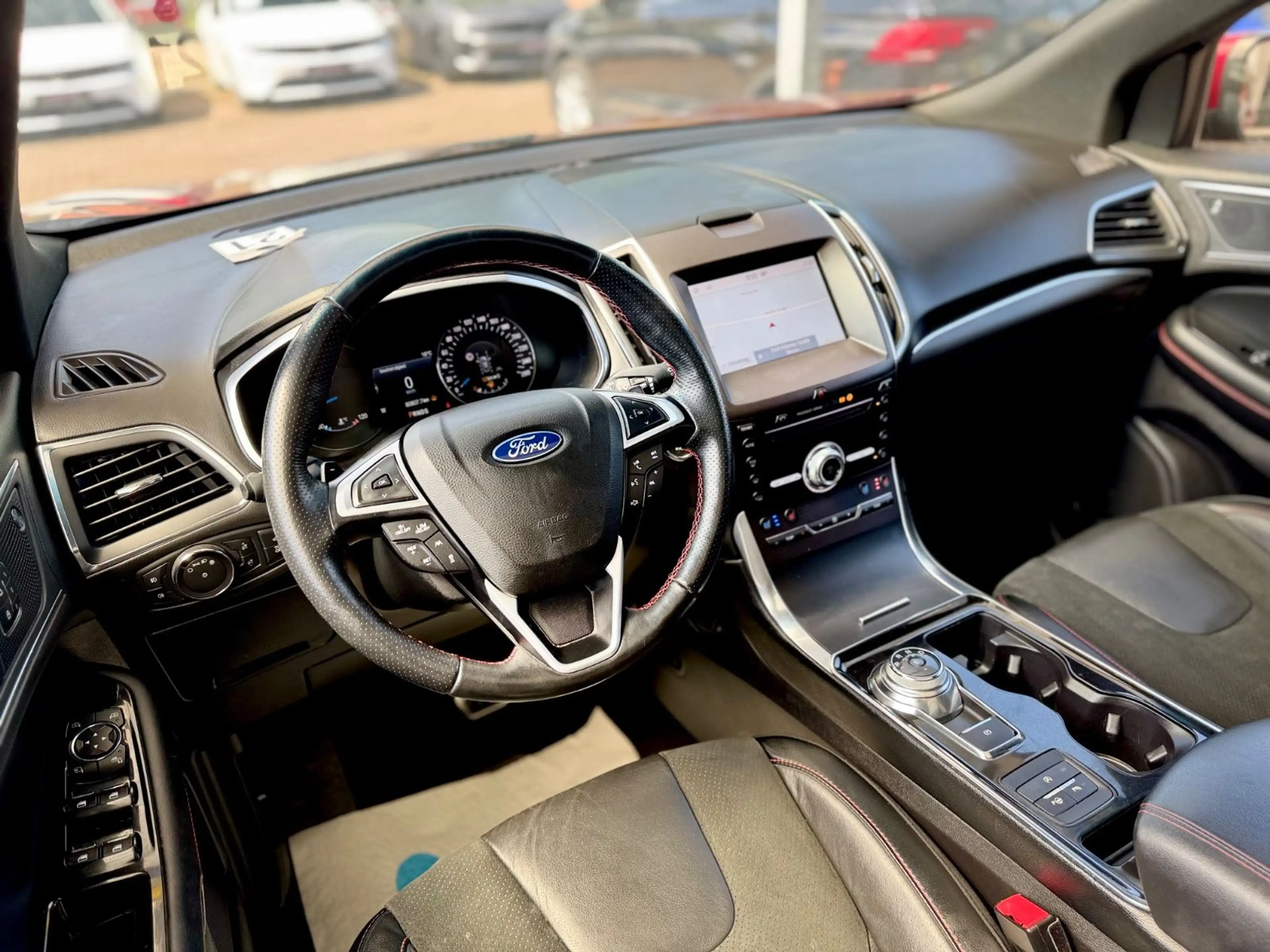 Ford Edge ST-Line 4x4 Aut. *PANO*RKAM*NAVI*AHK*LED* — photo 8
