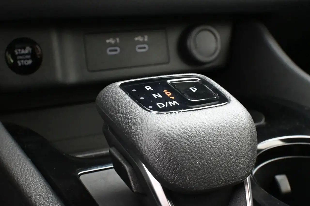Nissan Rogue photo Nissan Rogue