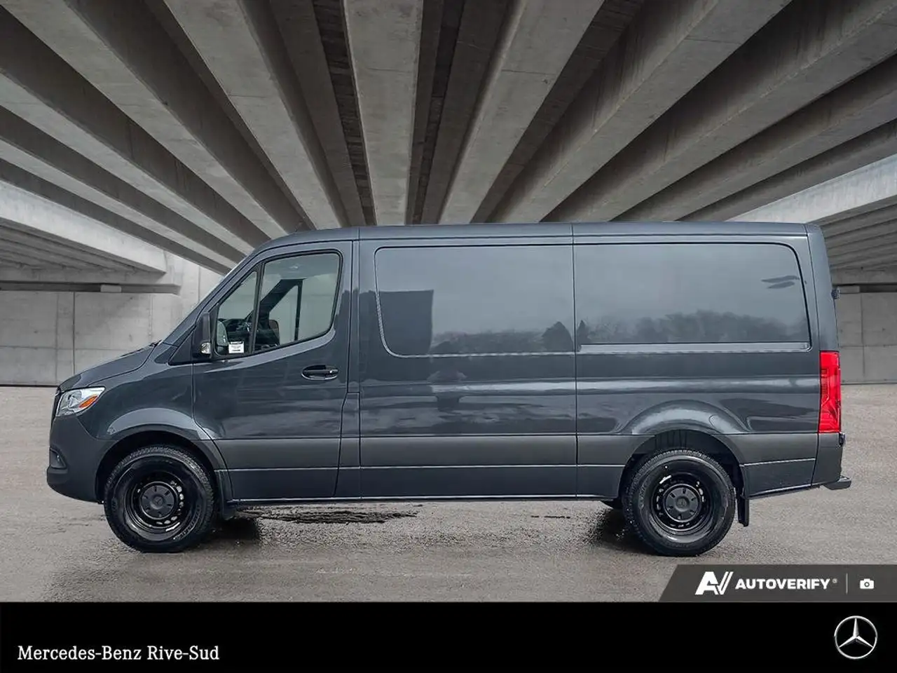 Mercedes-Benz Sprinter снимка Mercedes-Benz Sprinter