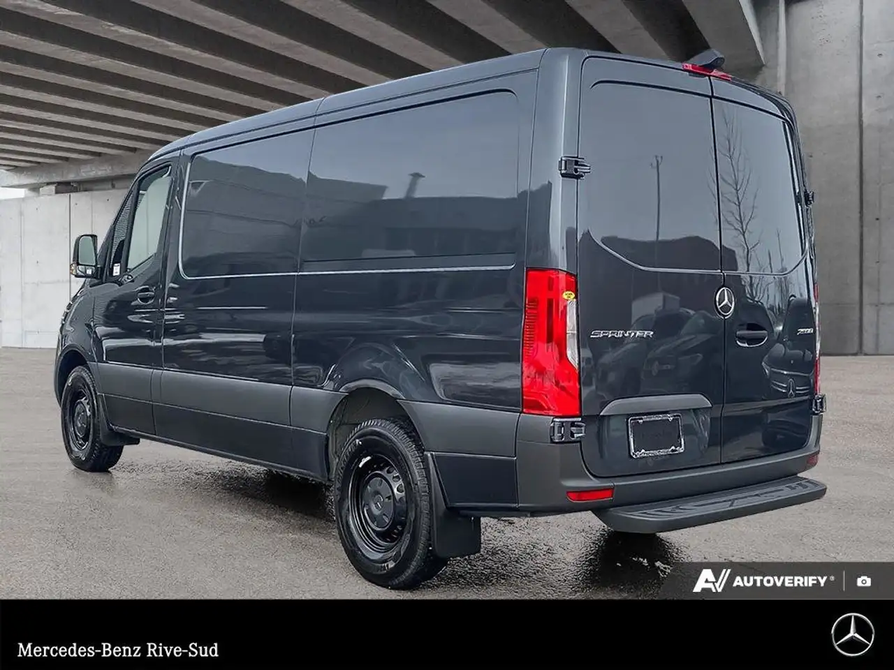 Mercedes-Benz Sprinter снимка Mercedes-Benz Sprinter