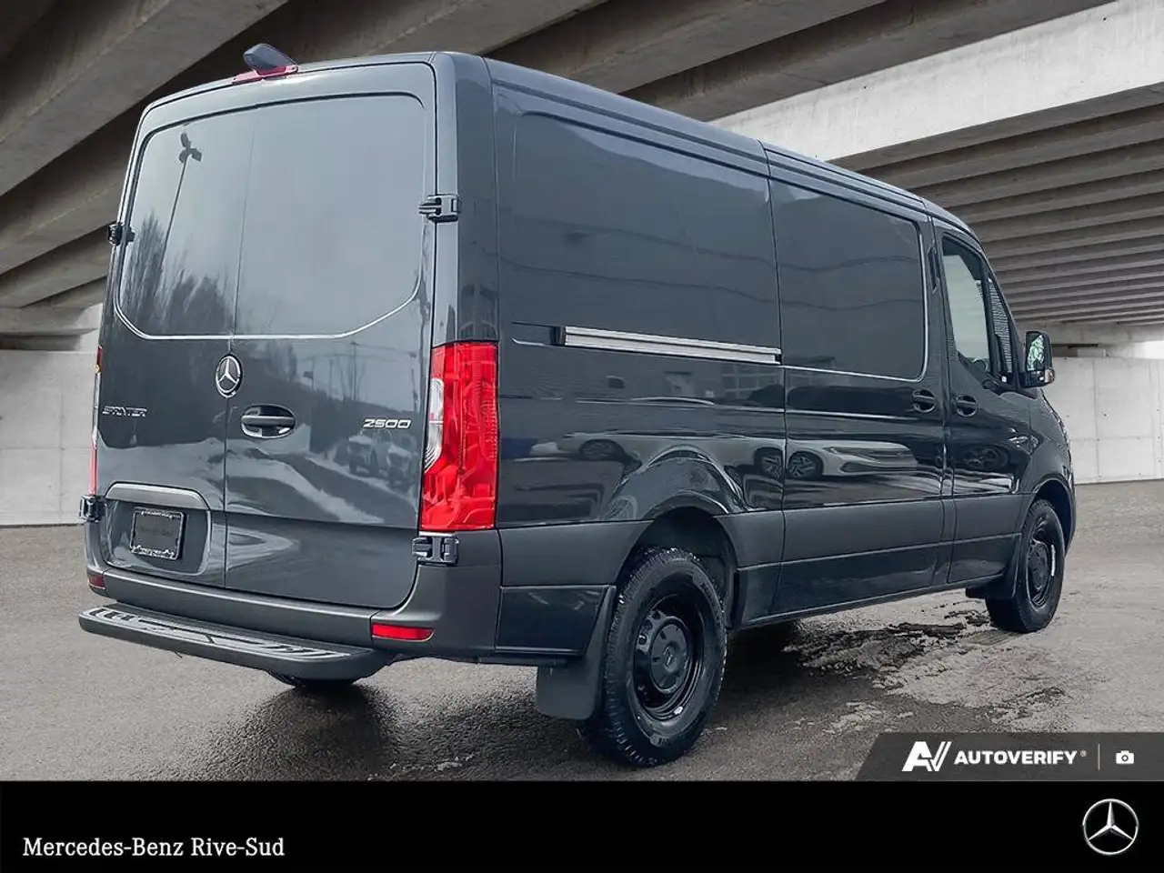 Mercedes-Benz Sprinter снимка Mercedes-Benz Sprinter