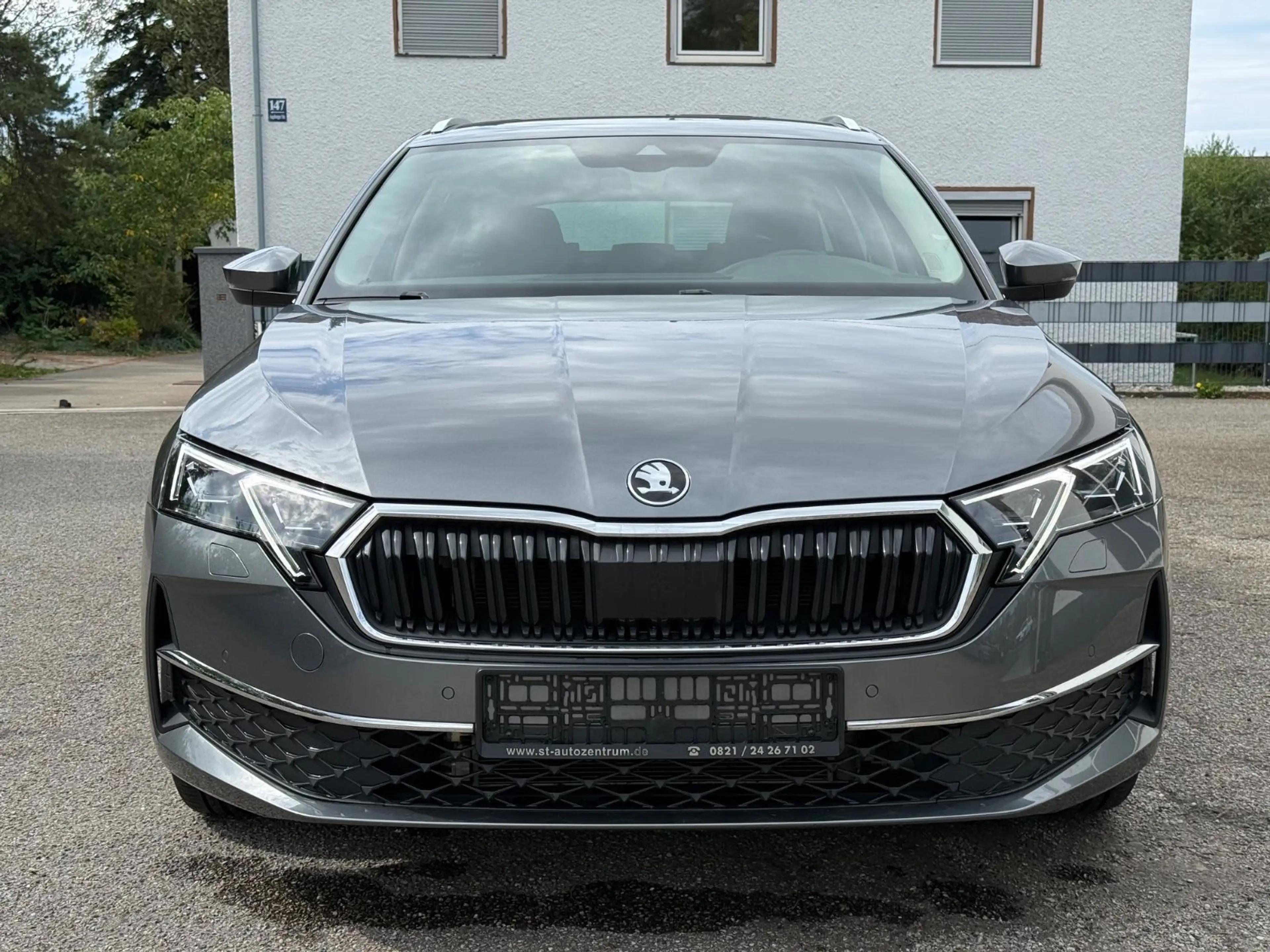 Skoda Octavia Combi 1.5 DSG Selection*Matrix LED* — photo 3
