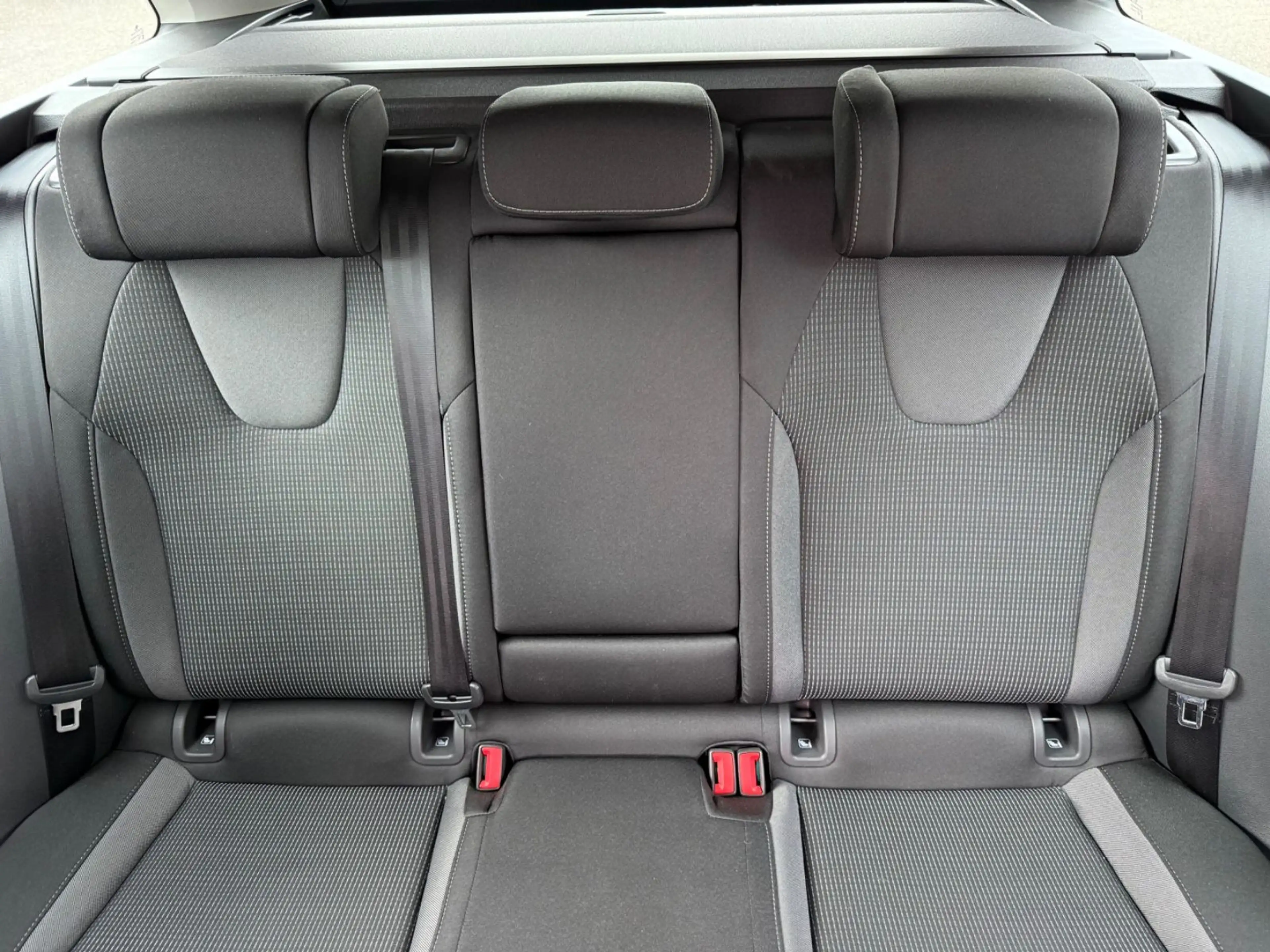 Skoda Octavia Combi 1.5 DSG Selection*Matrix LED* — photo 13