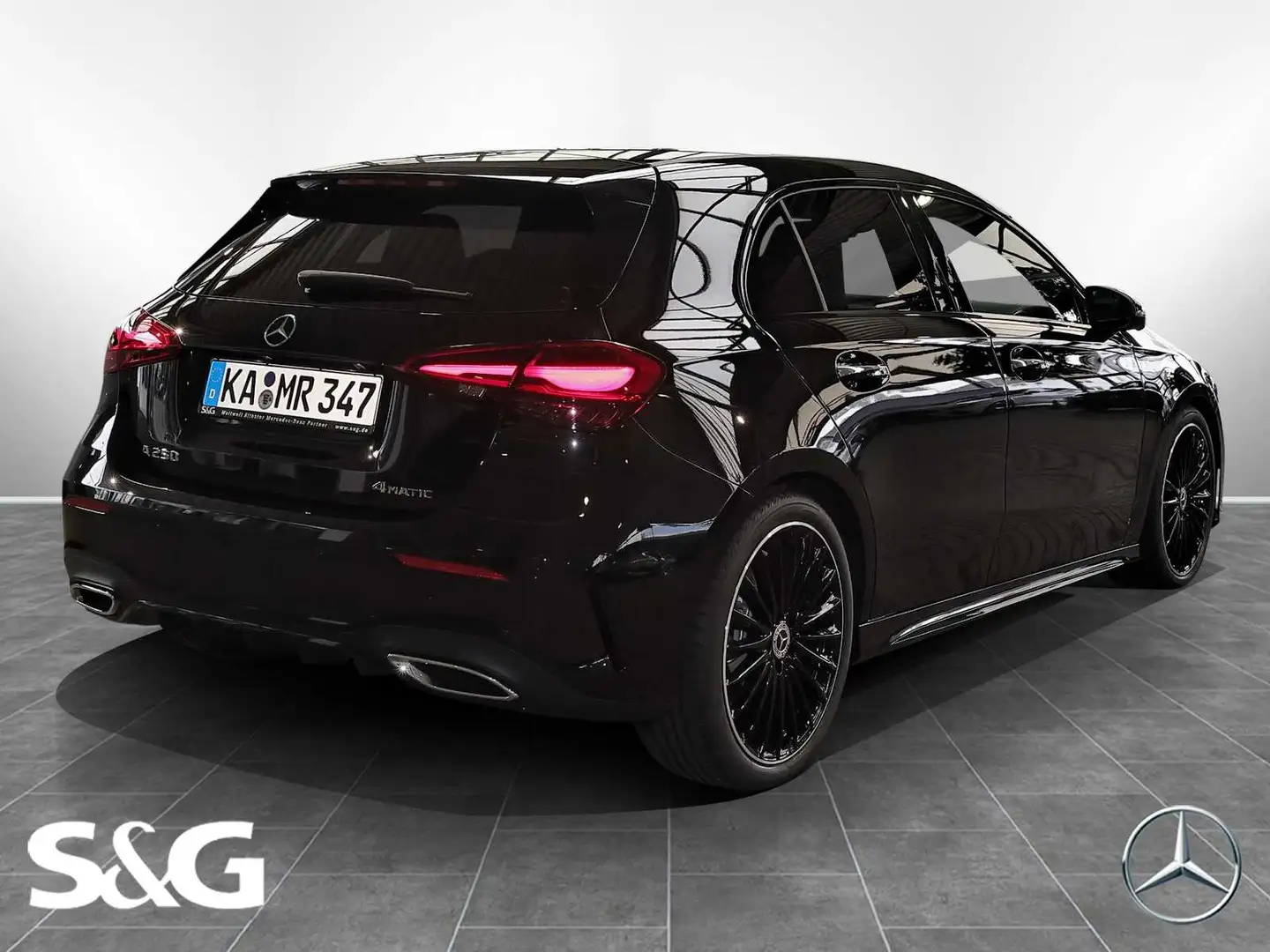 Mercedes-Benz A 250 4M AMG MBUX+360°+M-LED+Pano+Night+Smartph+ Schwarz - 2