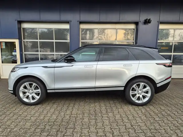 Land Rover Range Rover Velar view 7