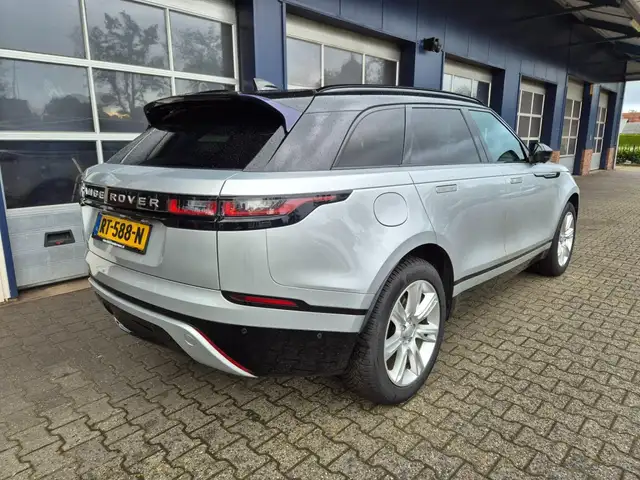 Land Rover Range Rover Velar view 2