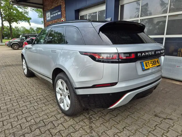 Land Rover Range Rover Velar view 6