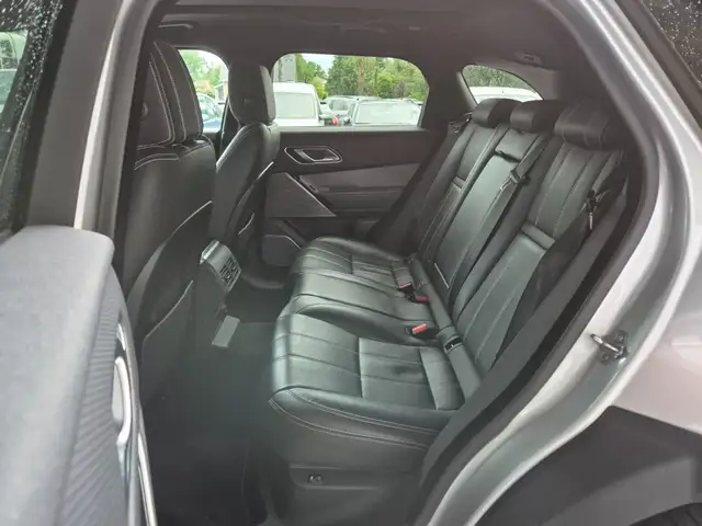 Land Rover Range Rover Velar view 14