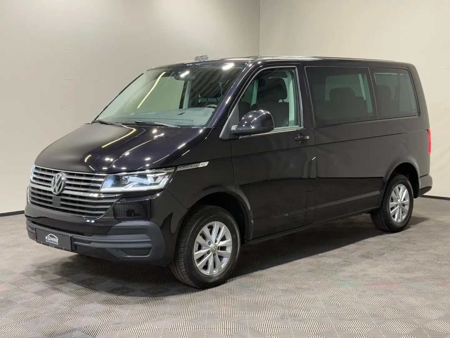 Volkswagen T6.1 Caravelle Comfortline TDI DSG | LED NAVI Noir - 2
