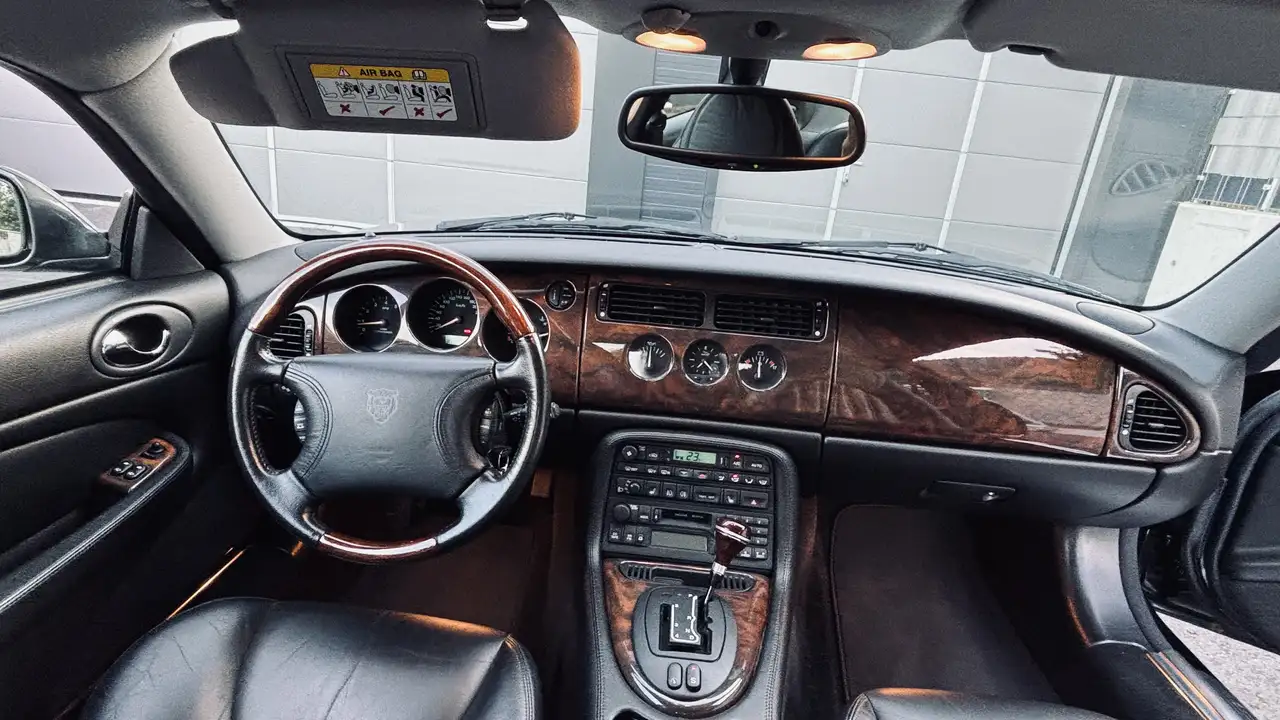 Jaguar XKR Coupé Kompressor, foto 11