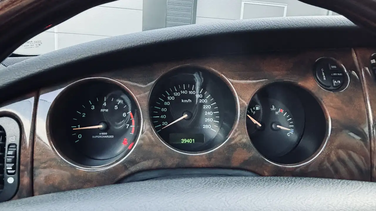 Jaguar XKR Coupé Kompressor, foto 9