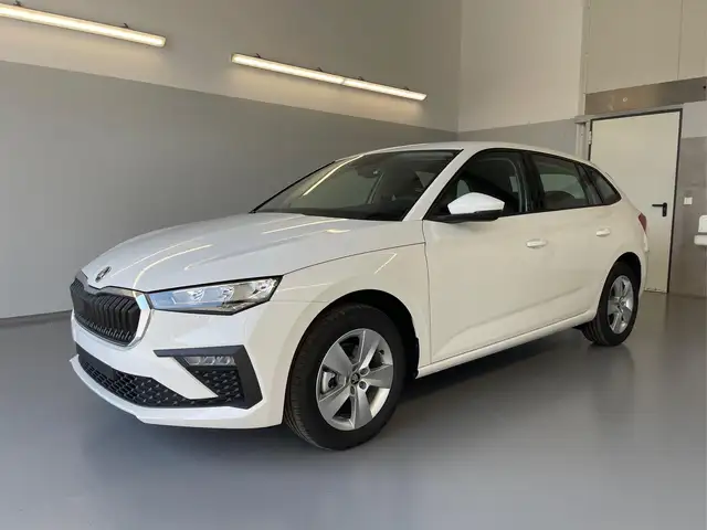 Skoda Scala main image