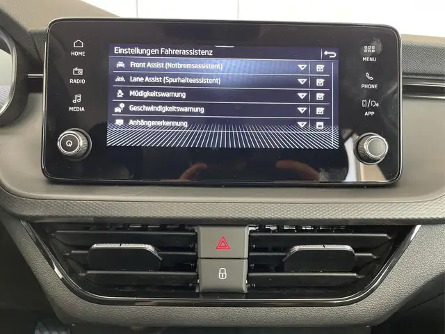 Skoda Scala view 10