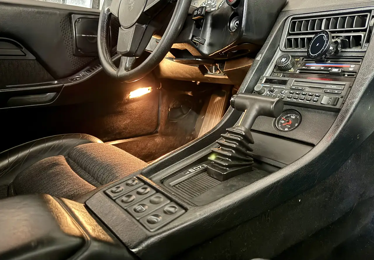 Porsche 928 V8 - 4,5 Automatik | Oldtimer | TÜV neu, foto 3