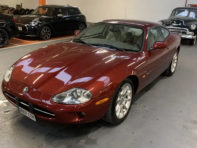 Jaguar XK XK8 Coupé 4.0 Aut.