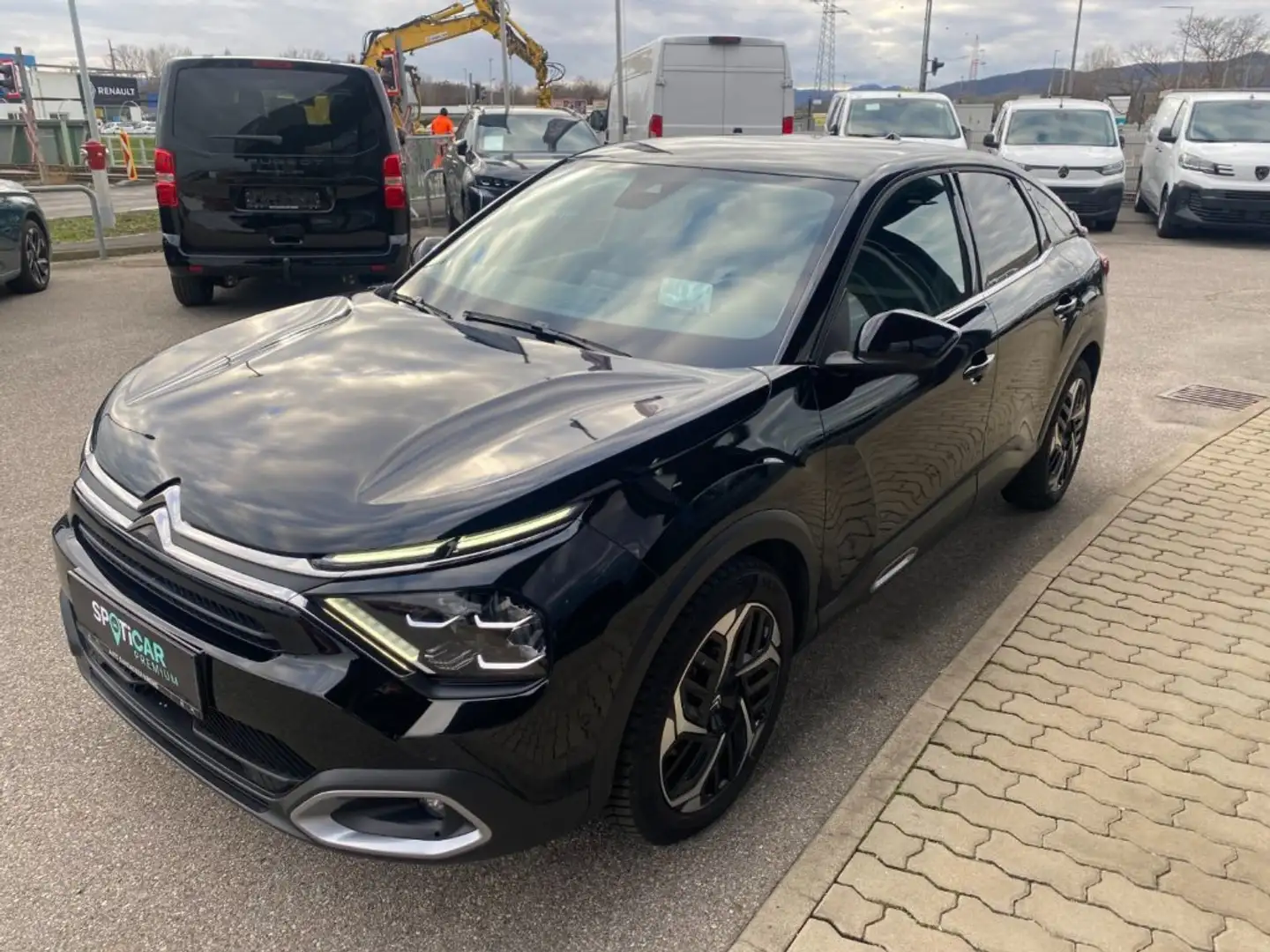 Citroen C4 X C4 PT 130 S und S EAT8 MAX Schwarz - 1