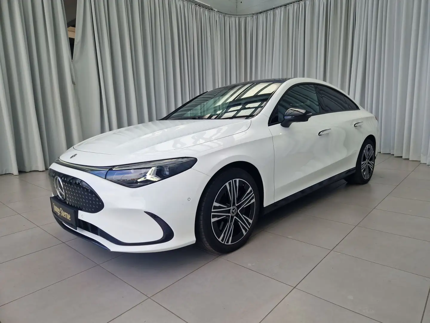 Mercedes-Benz CLA 250 + elektrisch 2xKlima 360 ACC AUT DynLicht Weiß - 2