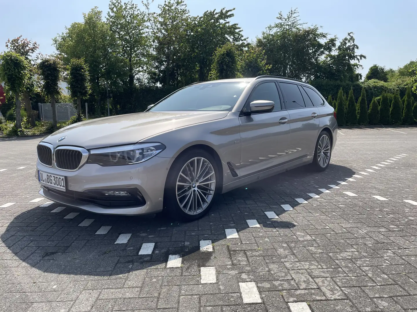 BMW 520 520 d Sport Line Grau - 1