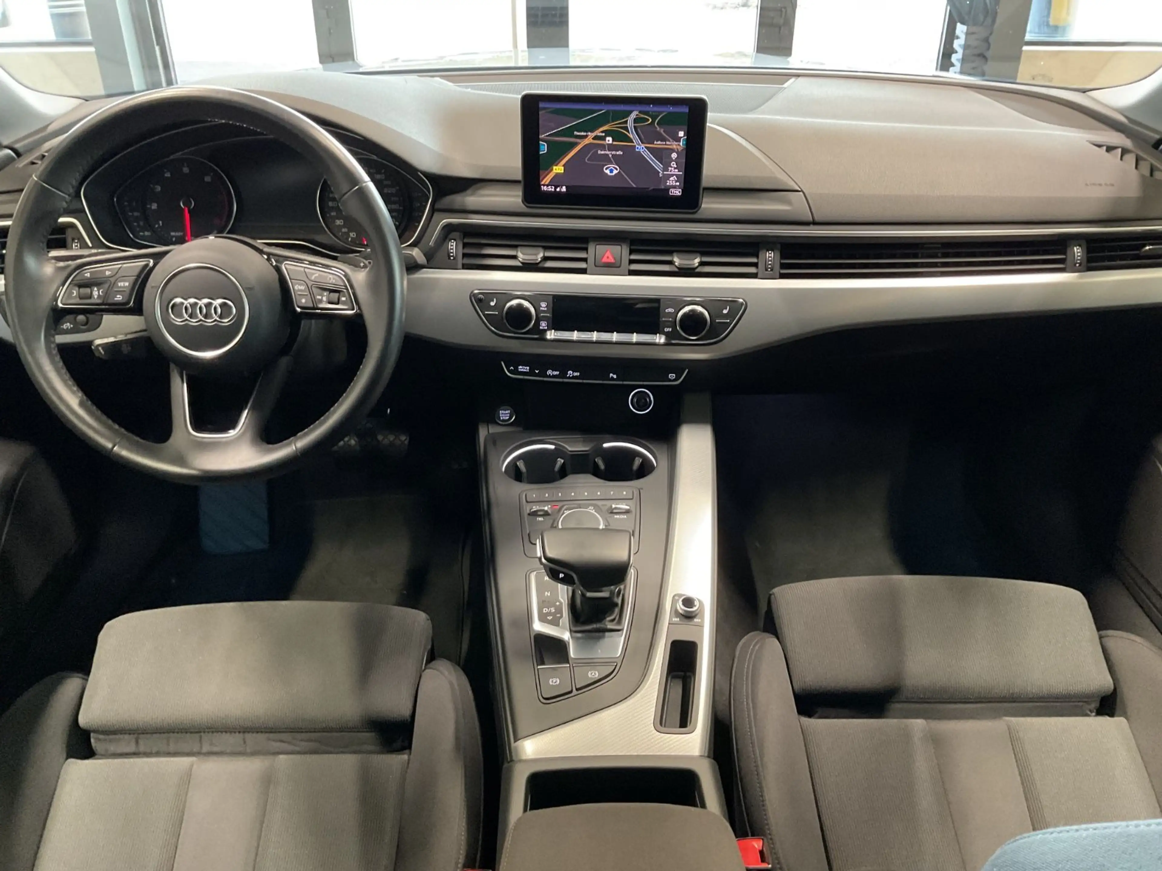 Audi A5 Sportback 35 TFSI sport DAB Navi Sitzh. Xenon — photo 13