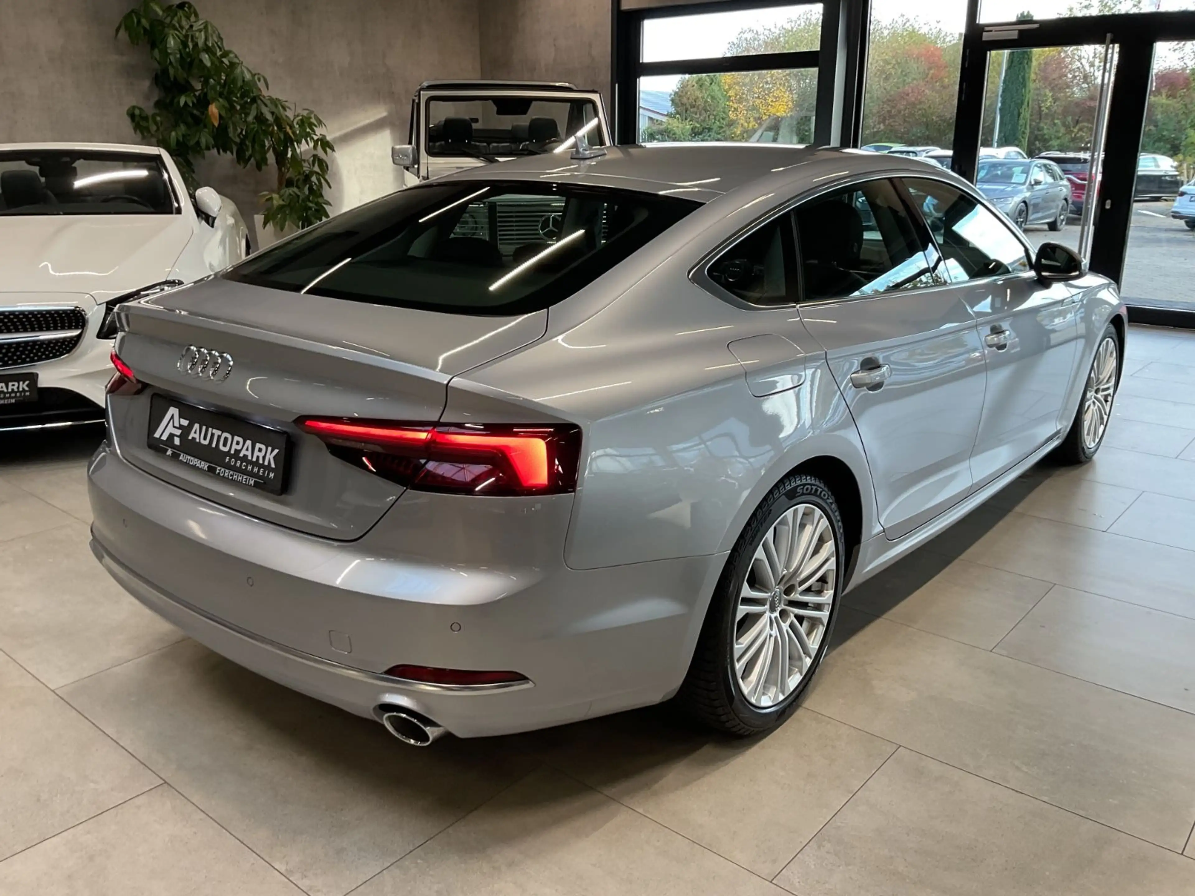Audi A5 Sportback 35 TFSI sport DAB Navi Sitzh. Xenon — photo 4