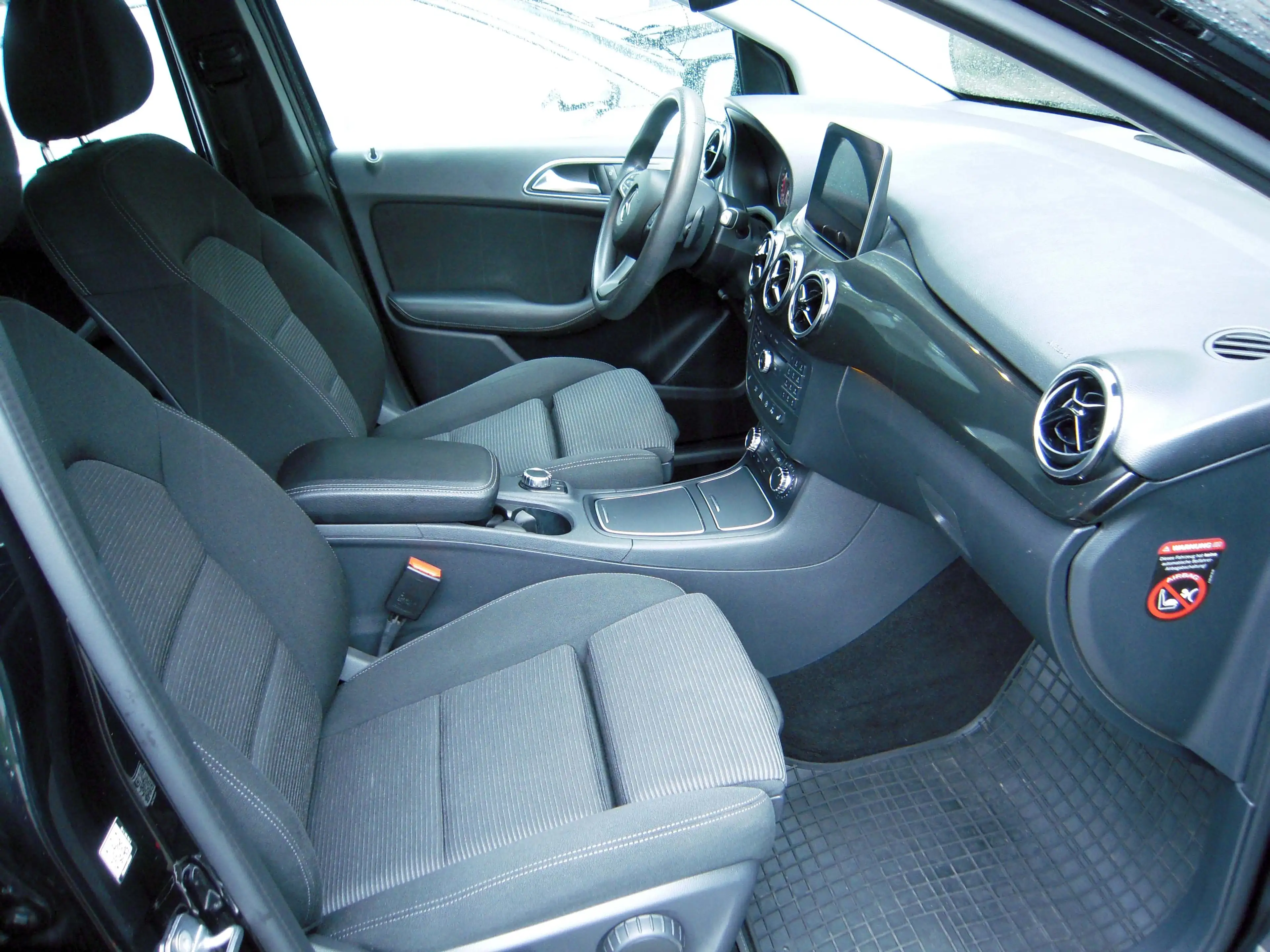 Mercedes-Benz B 200 B 200 CDI / Automatik, AHK, Navi. Inzahlungnahme möglich!! — photo 7