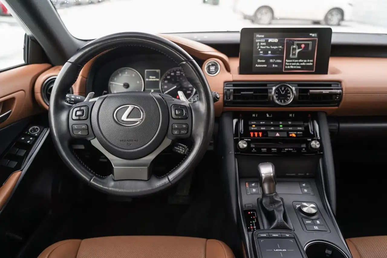 Lexus IS снимка Lexus IS
