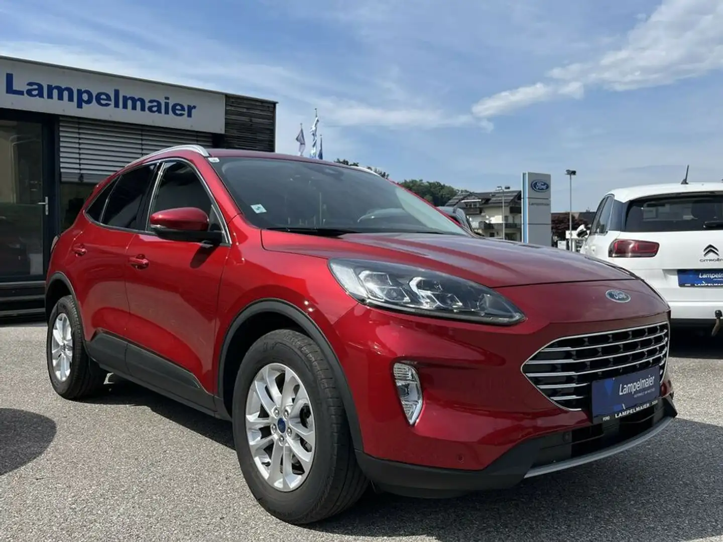 Ford Kuga Titanium X FHEV Rot - 1