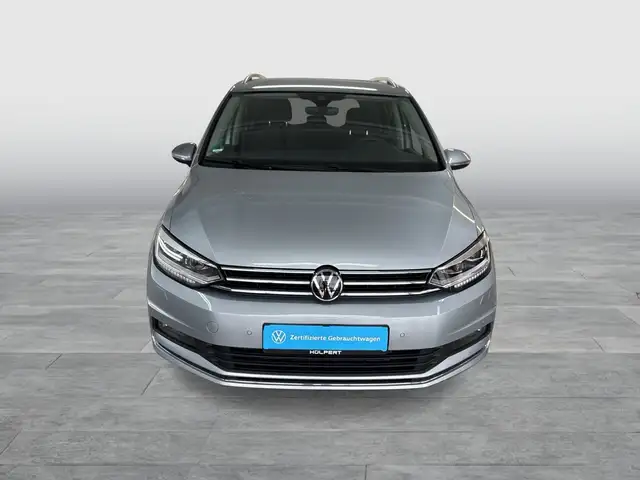 Volkswagen Touran view 8