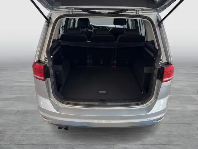 Volkswagen Touran view 21