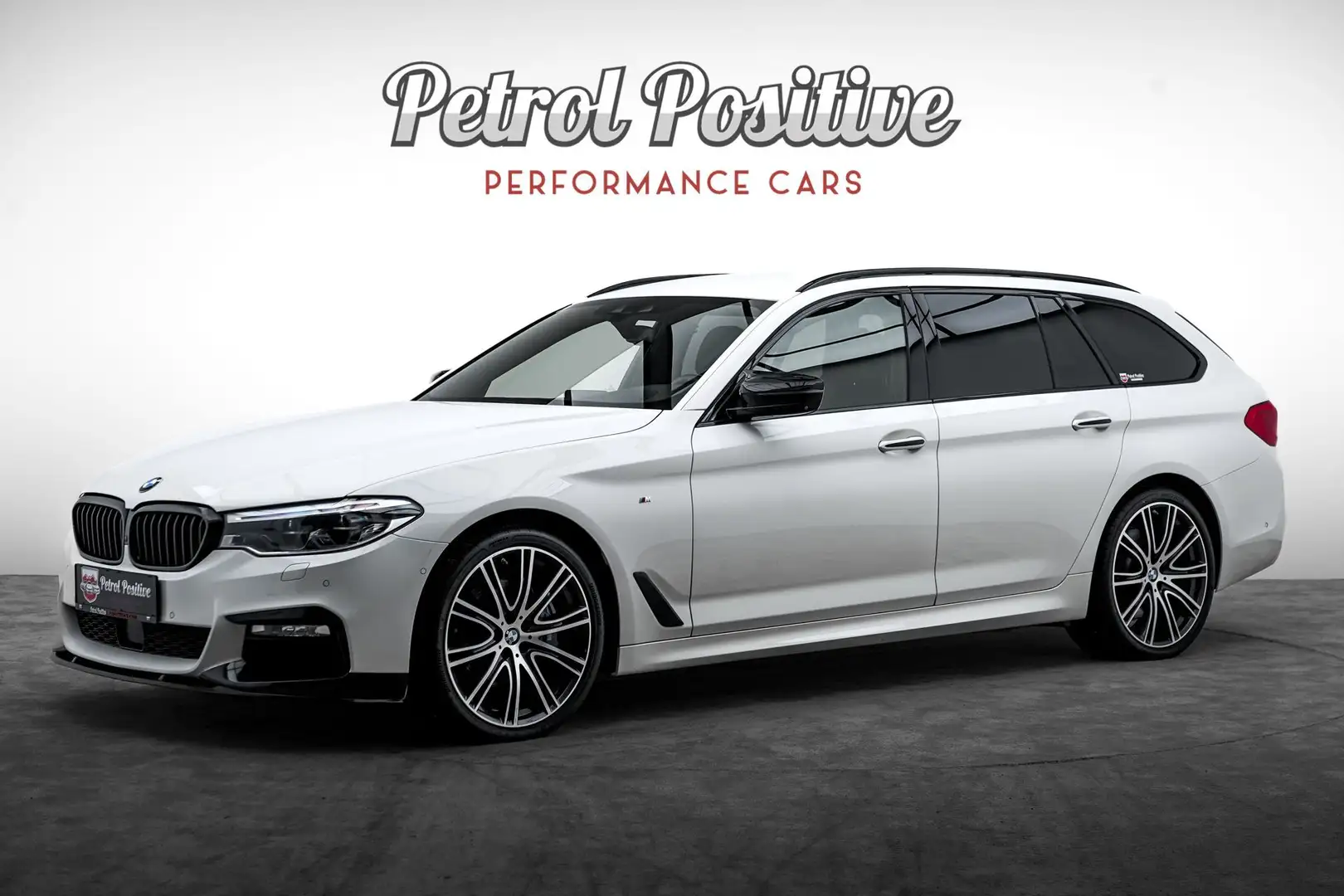 BMW 540 i xDrive M Sport M Performance MASSAGE*STANDHEIZ* Weiß - 1