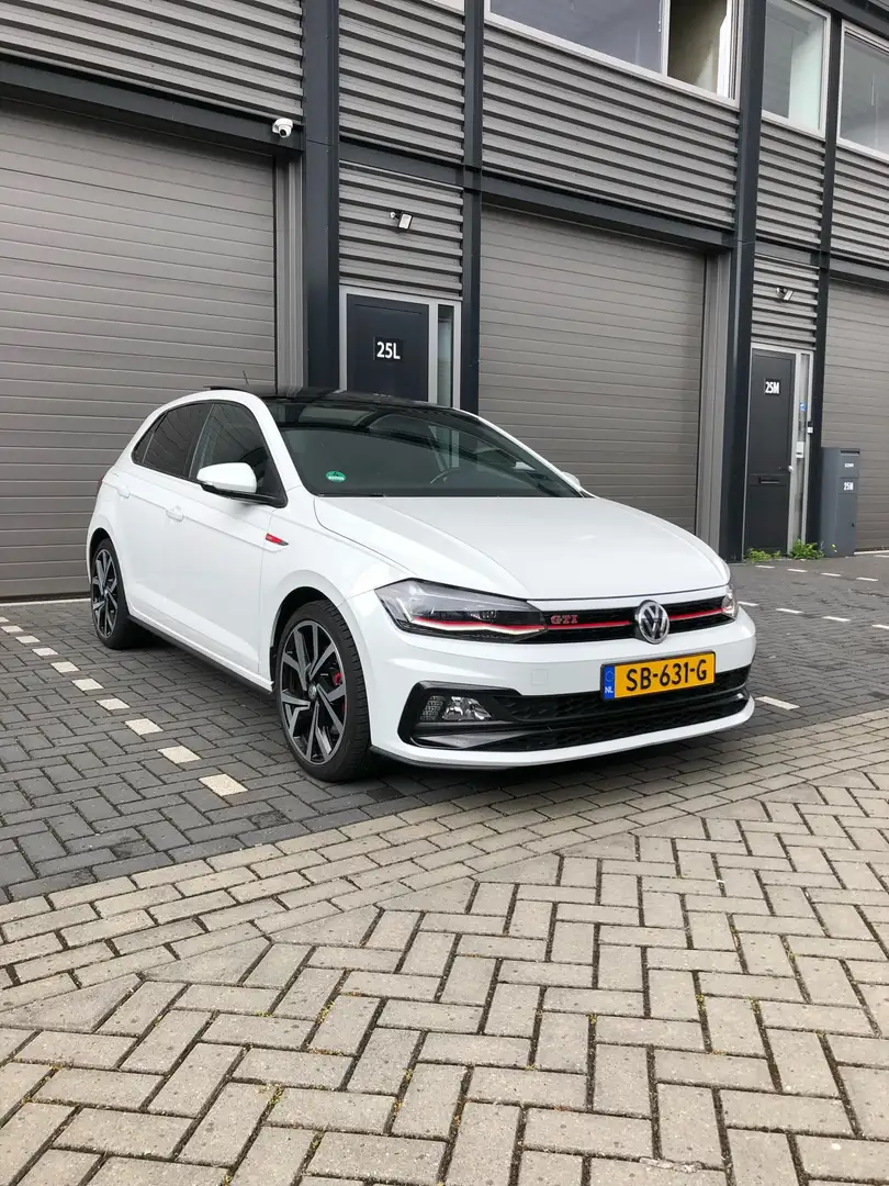 Volkswagen Polo 2.0 TSI GTI Wit - 2