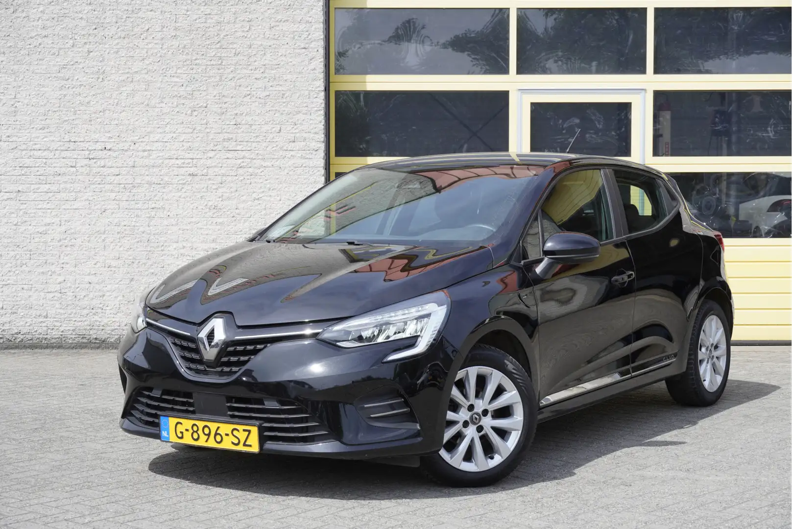 Renault Clio 1.0 TCe 5drs Zen BJ2019 Lmv 16" | Led | Navi | App Noir - 1