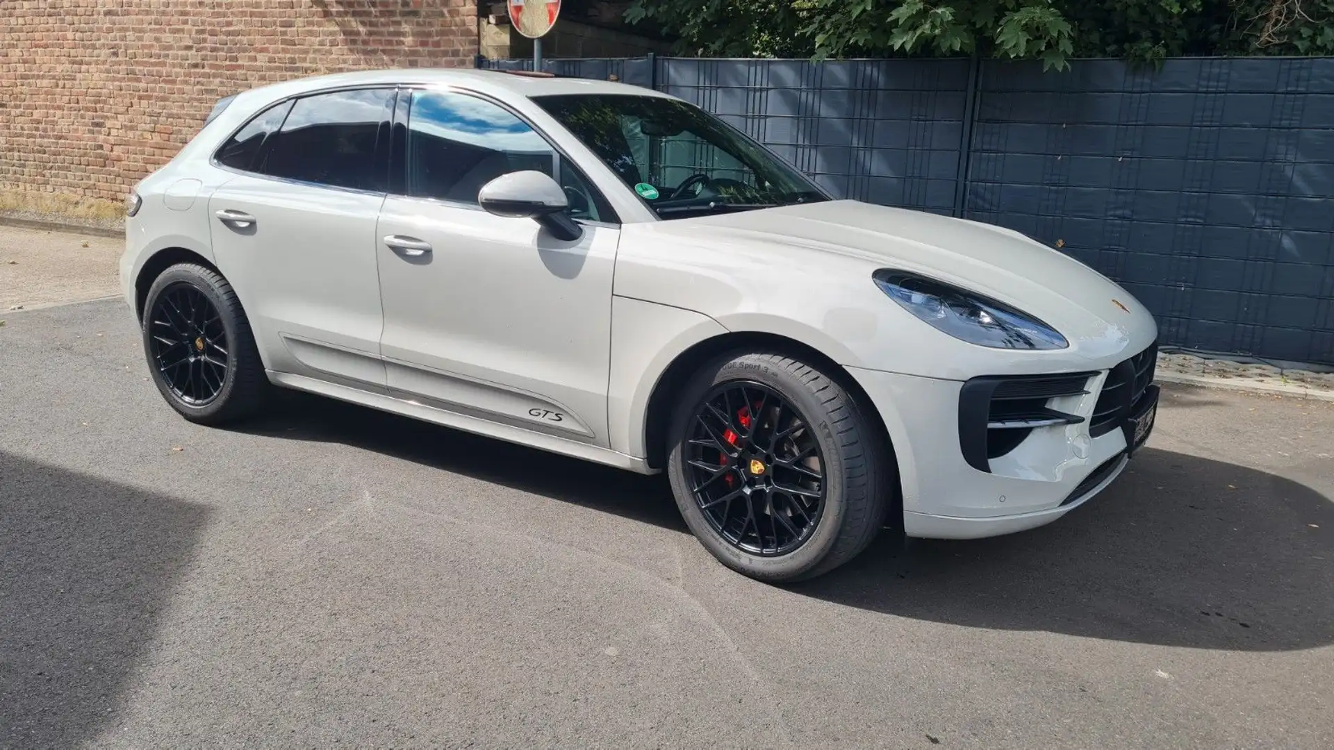 Porsche Macan GTS - 1